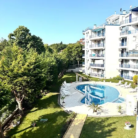 Sunny Paradise Apartmán *