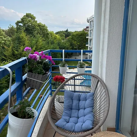 Sunny Paradise Balçık